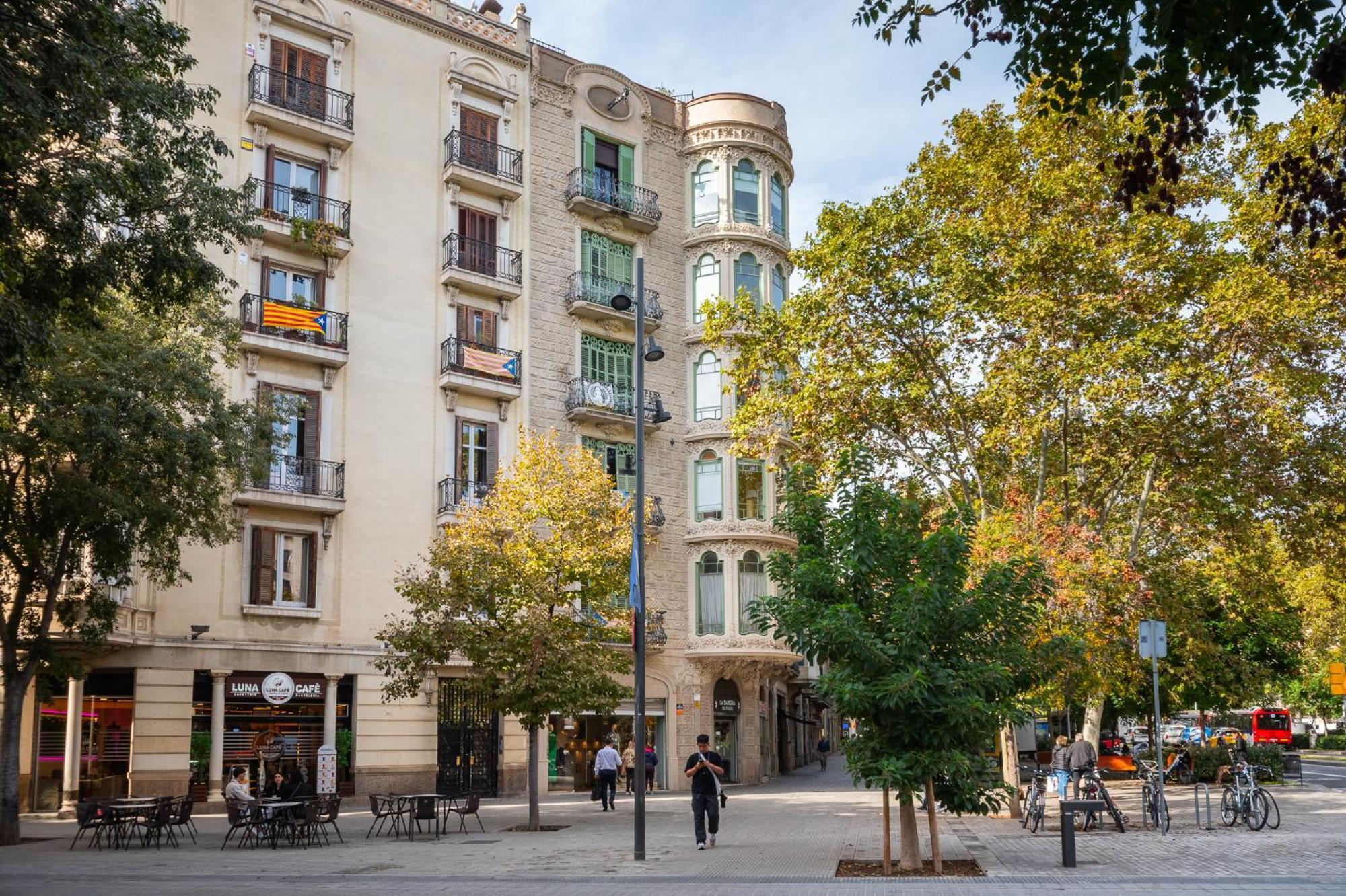 Modernist In The Location * Barcellona